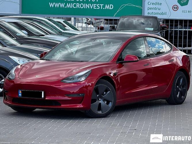 Tesla Model 3 2021 doar la InterAuto