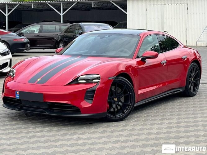 Porsche Taycan GTS 2022 doar la InterAuto