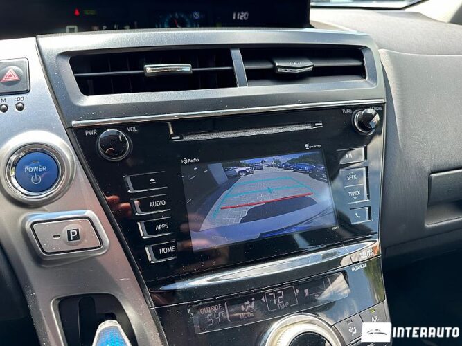 toyota Prius Plus / V 2015