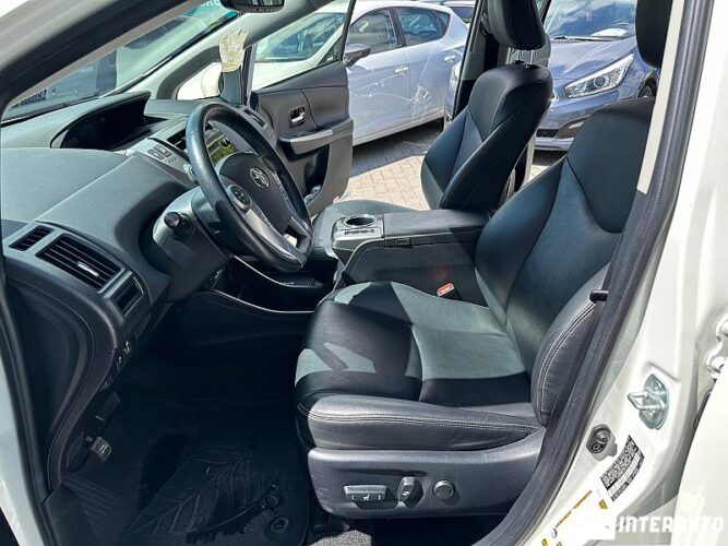 toyota Prius Plus / V 2015