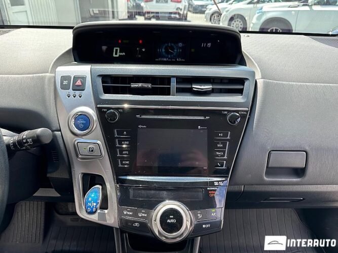 toyota Prius Plus / V 2015