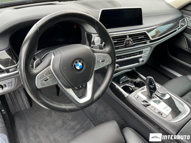 BMW 745e 40 bmw 745e 2020