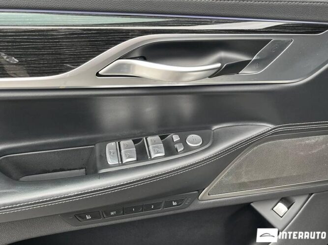 BMW 745e 38 bmw 745e 2020