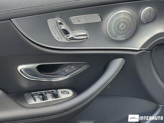 Mercedes E 220 37 mercedes E 220 2019