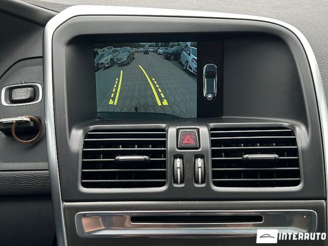 Volvo XC 60 42 interauto-car