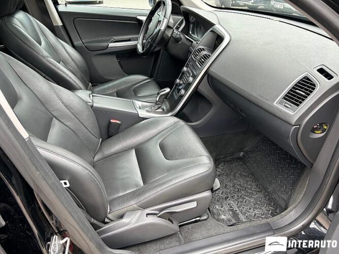 Volvo XC 60 45 interauto-car