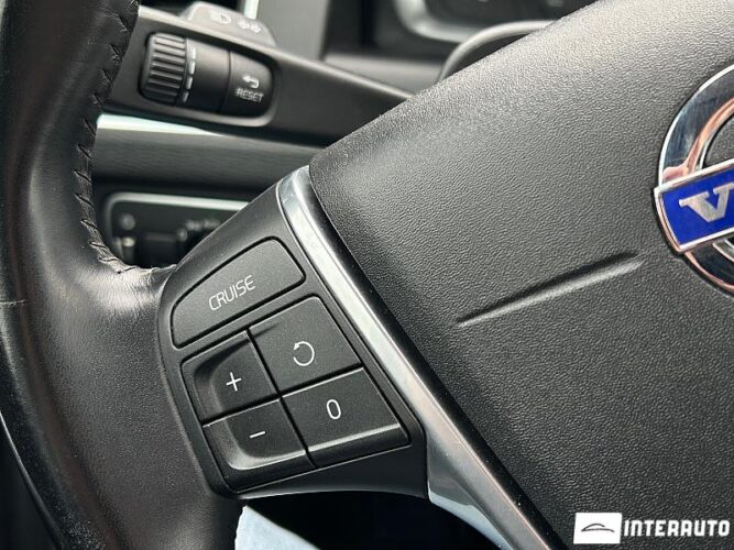 Volvo XC 60 39 interauto-car