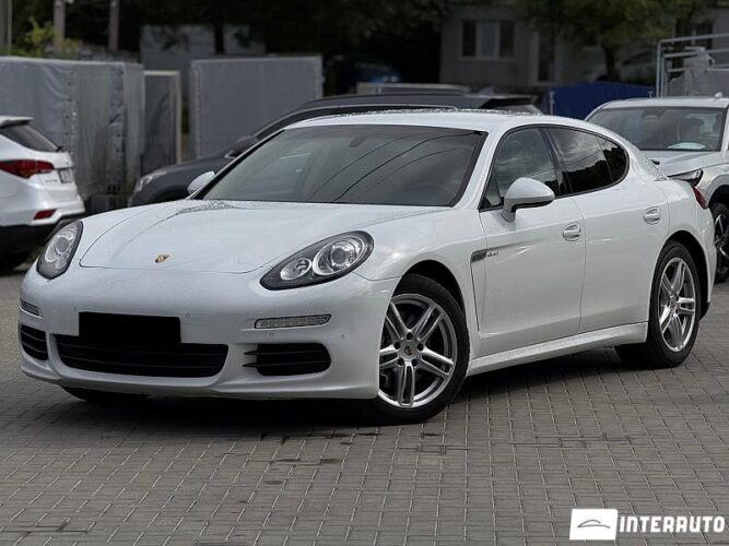 Porsche Panamera 2015 doar la InterAuto