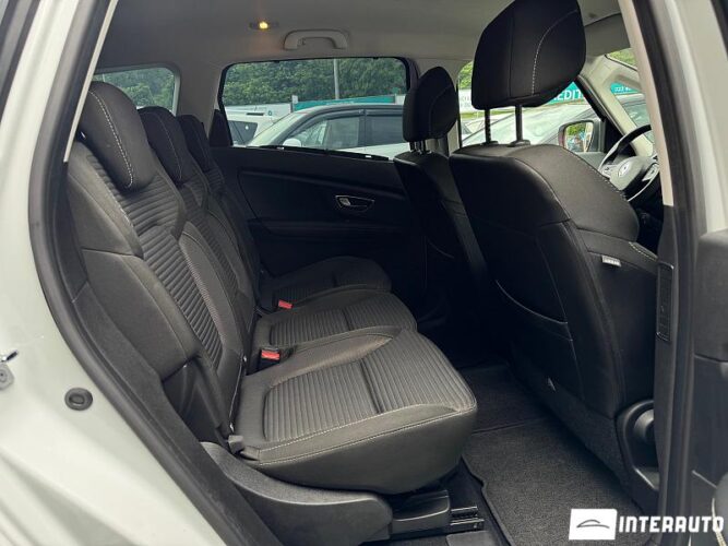 renault Grand Scenic 2017