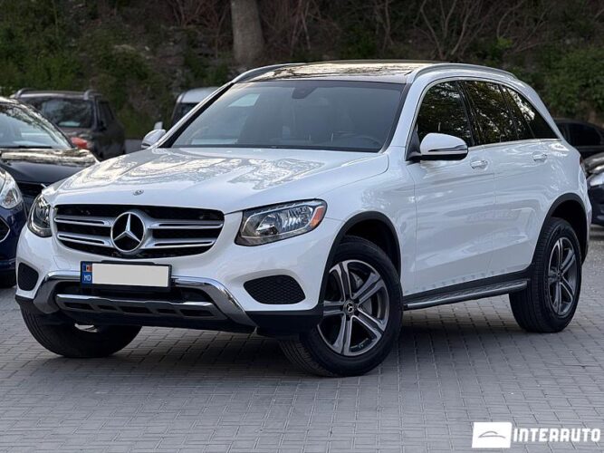 Mercedes GLC 300 2019 doar la InterAuto