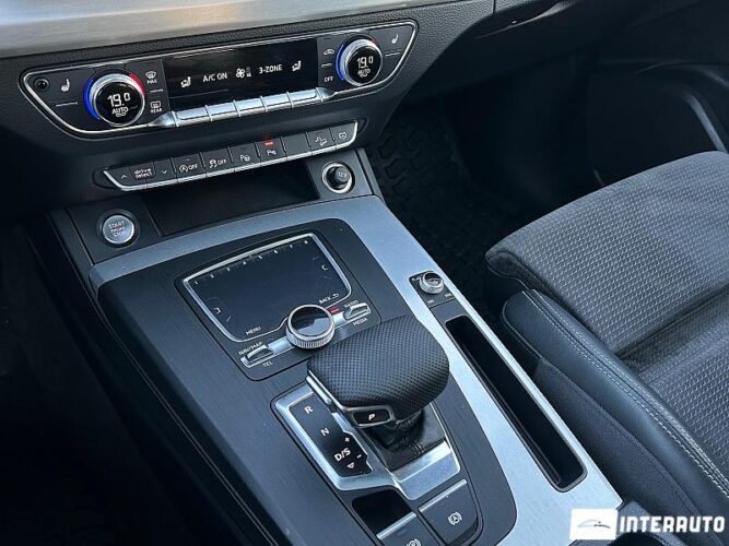 Audi Q5 44 audi Q5 2017