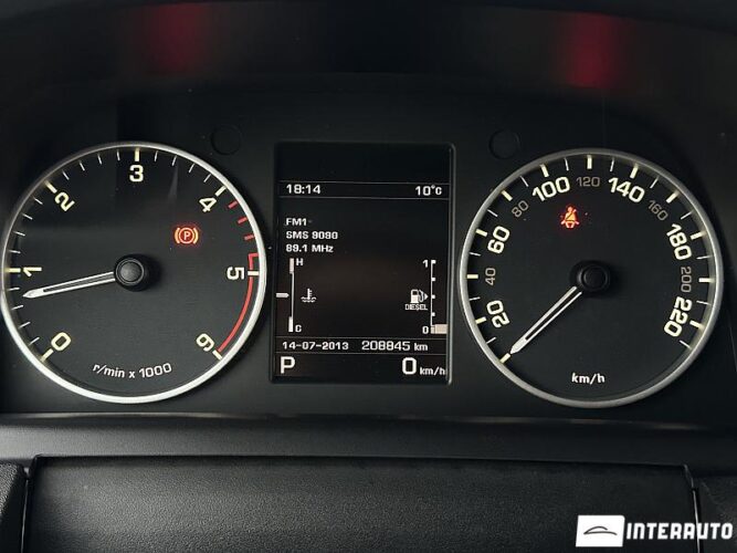 land rover Discovery 2014