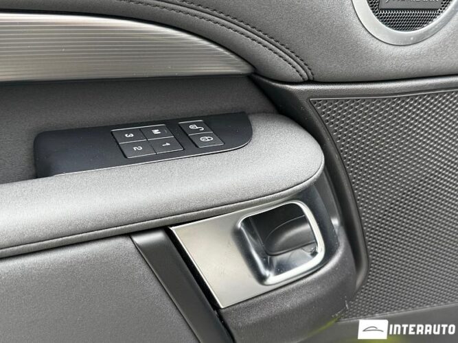 land rover Discovery 2017