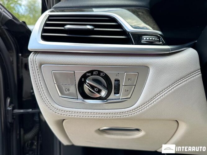 BMW 730 51 bmw 730 2020