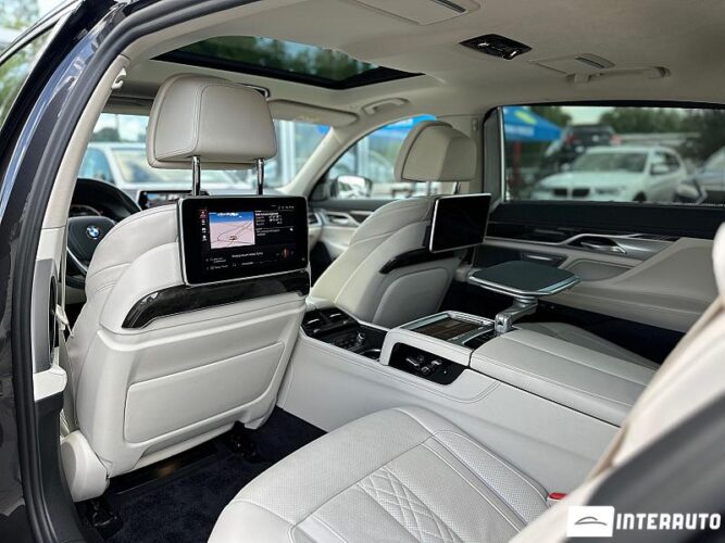 BMW 730 61 bmw 730 2020