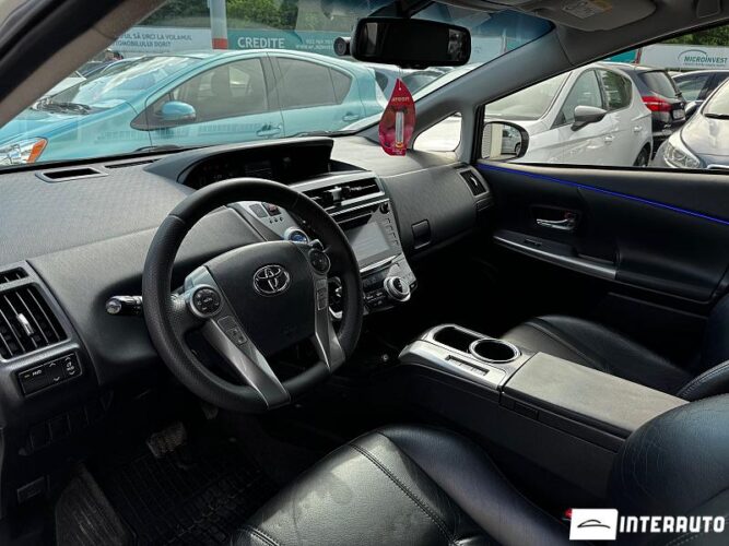 toyota Prius Plus / V 2015