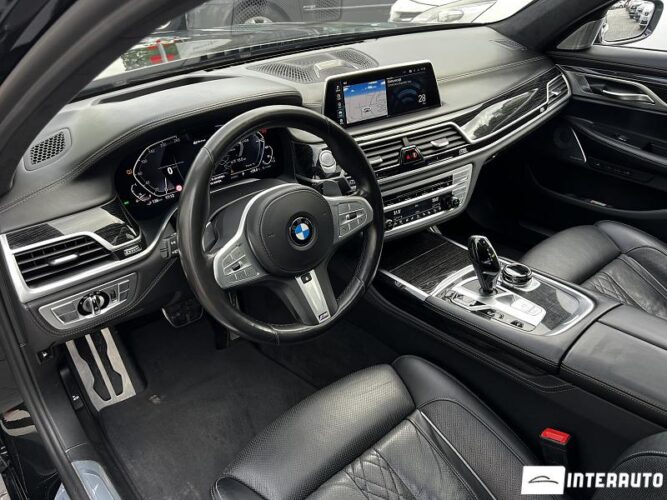 BMW 745e 43 bmw 745e 2019