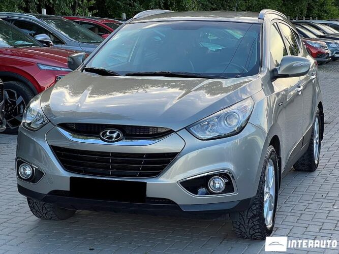 Hyundai Tucson 2011 doar la InterAuto