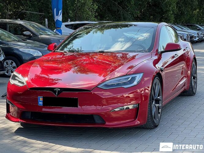 Tesla Model S Plaid 2022 doar la InterAuto