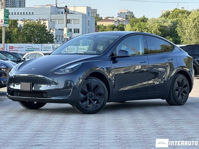 Tesla Model Y 2024 doar la InterAuto