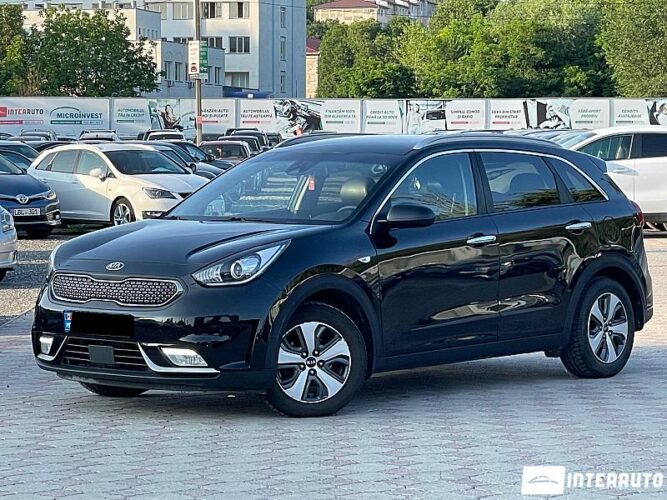 Kia Niro 2016 doar la InterAuto