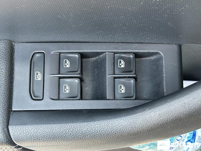 Skoda Rapid 49 skoda Rapid 2016