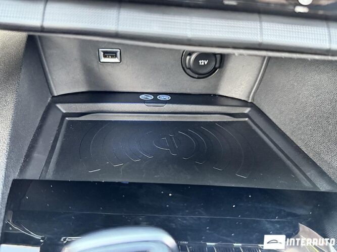 Peugeot 3008 44 peugeot 3008 2020