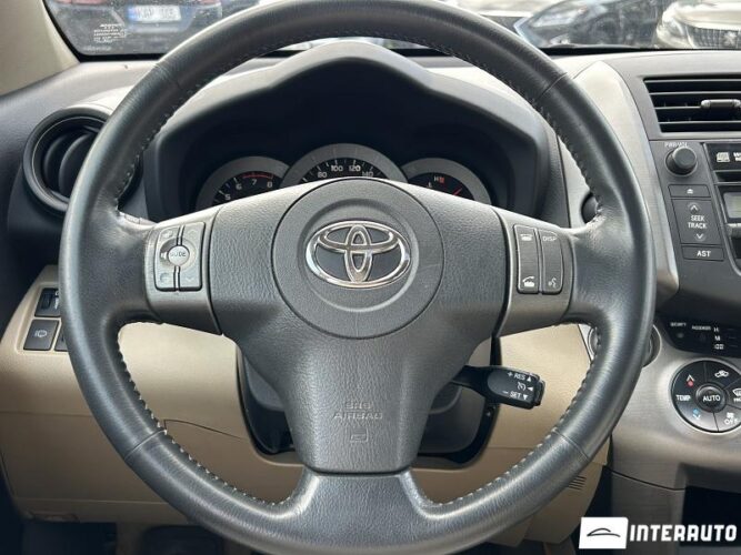 Toyota Rav-4 41 toyota Rav-4 2009