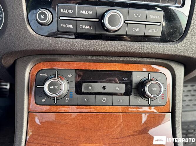 Volkswagen Touareg 41 volkswagen Touareg 2010