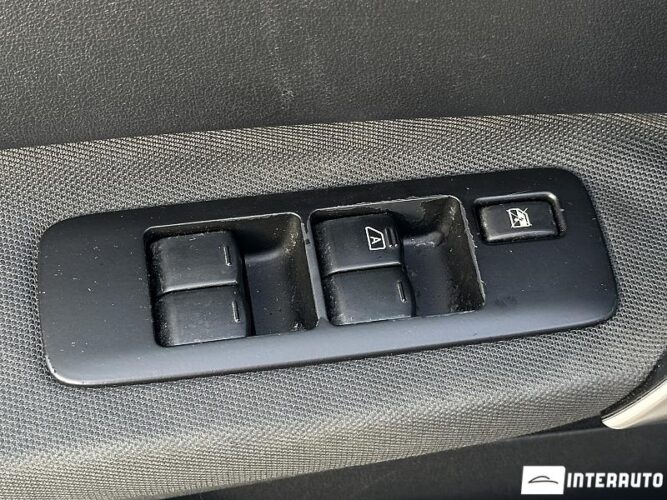 Nissan Qashqai 49 nissan Qashqai 2011