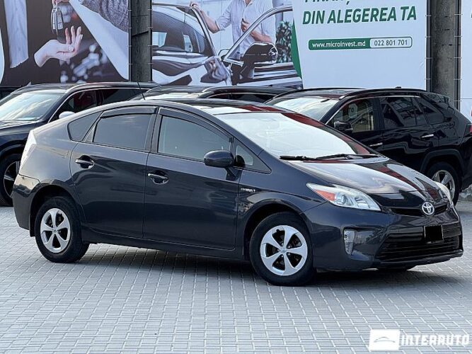 Toyota Prius 2012 doar la InterAuto