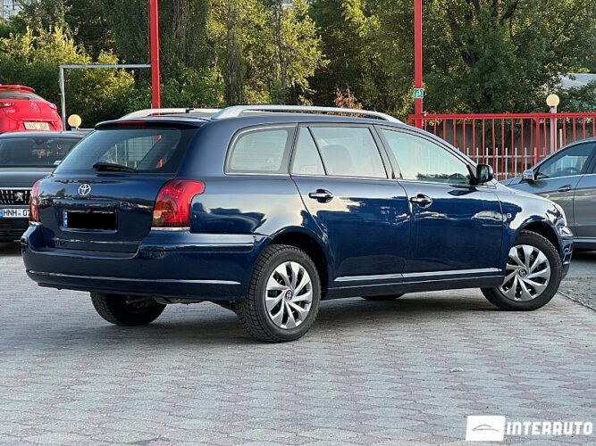 toyota Avensis 2003