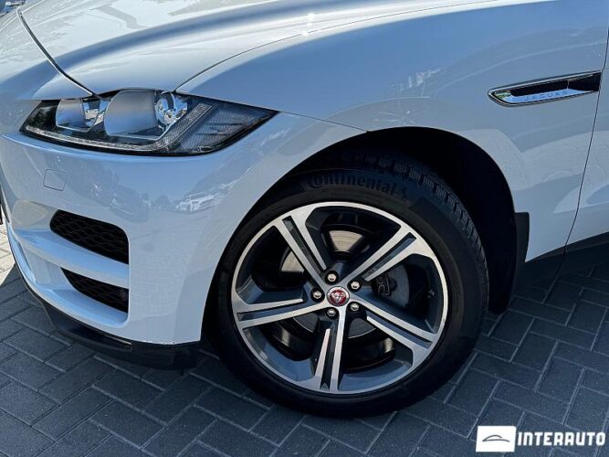 Jaguar F-Pace 38 jaguar F-Pace 2016