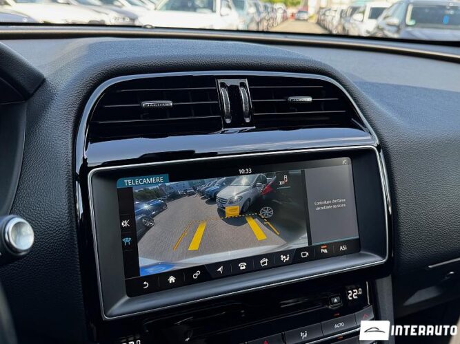 Jaguar F-Pace 44 jaguar F-Pace 2016