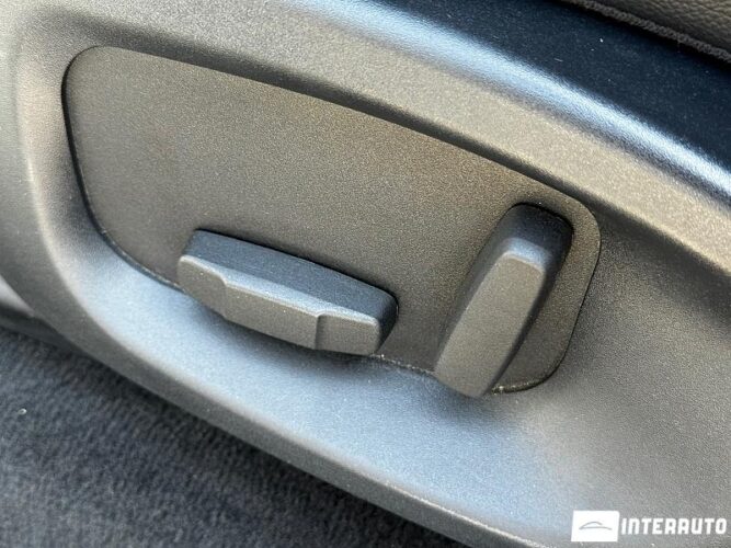 Jaguar F-Pace 51 jaguar F-Pace 2016