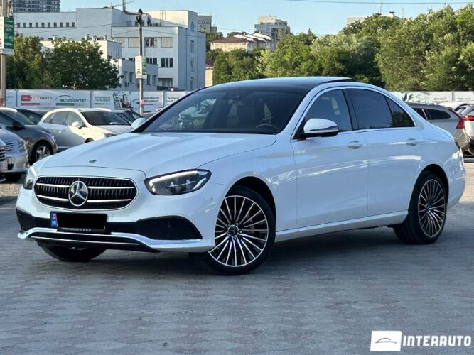 Mercedes E 220 2022 doar la InterAuto
