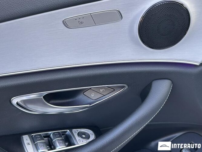 Mercedes E 220 39 mercedes E 220 2022