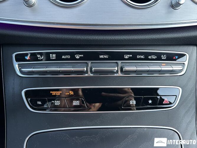 Mercedes E 220 46 mercedes E 220 2022