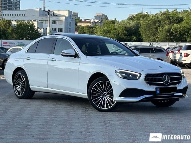 Mercedes E 220 36 mercedes E 220 2022