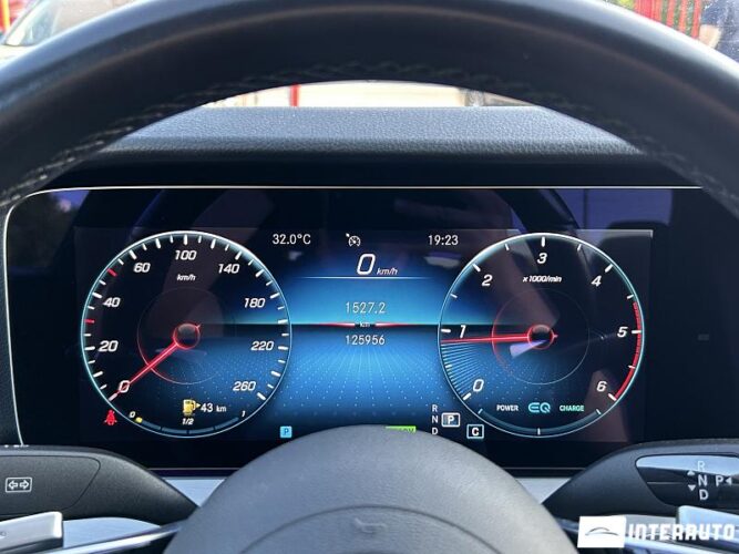 Mercedes E 220 44 mercedes E 220 2022