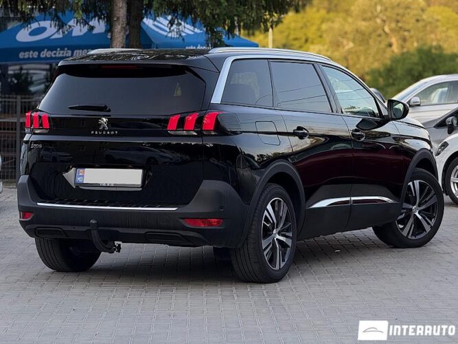 Peugeot 5008 32 peugeot 5008 2020