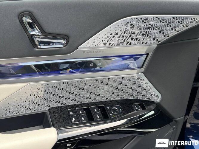 BMW i7 XDrive60 34 bmw i7 XDrive60 2024