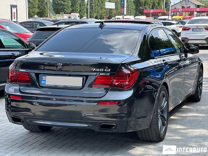 bmw 740 2011