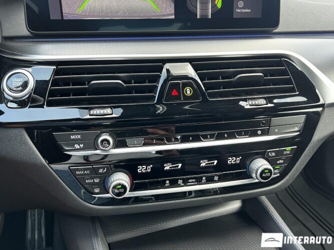 BMW 520 43 bmw 520 2020