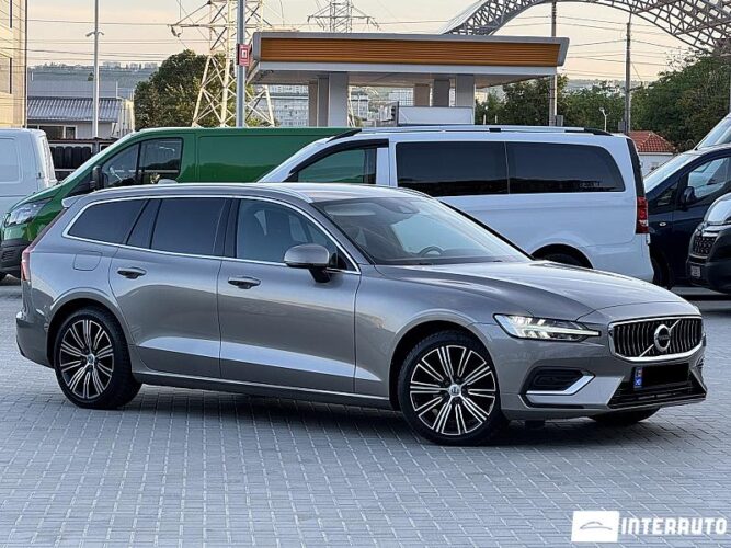 Volvo V 60 2019 doar la InterAuto