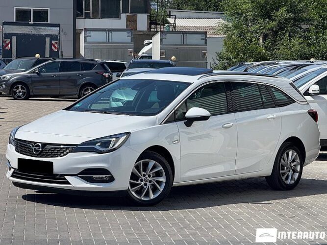 Opel Astra 2020 doar la InterAuto