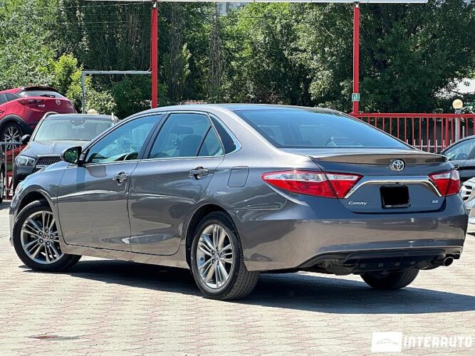 toyota Camry 2015