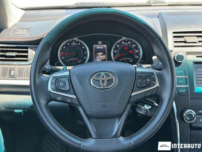 toyota Camry 2015