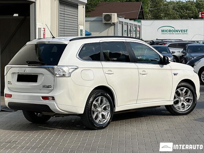 mitsubishi Outlander 2013