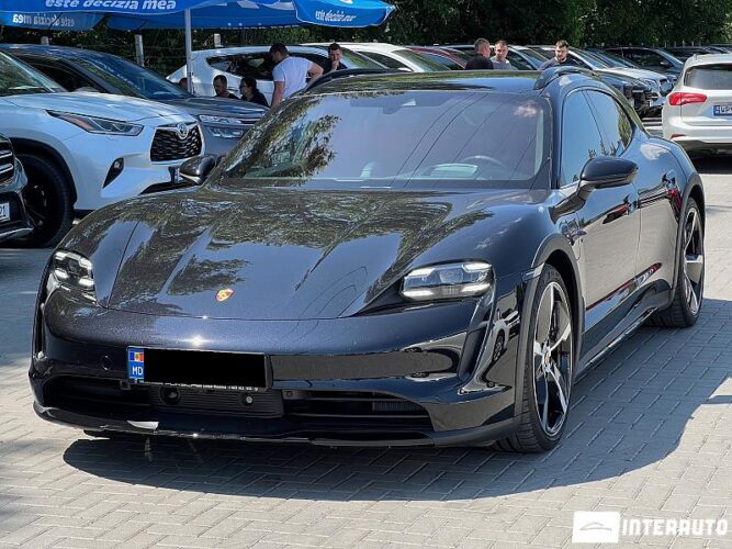 Porsche Taycan 4S 2021 doar la InterAuto